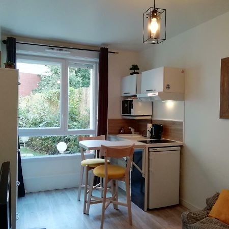 Chic Studio Near Paris Apartman Saint-Denis  Kültér fotó