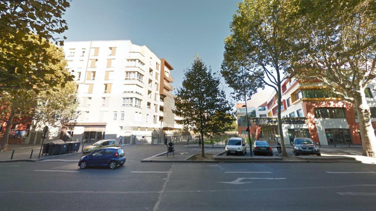 Chic Studio Near Paris Apartman Saint-Denis  Kültér fotó