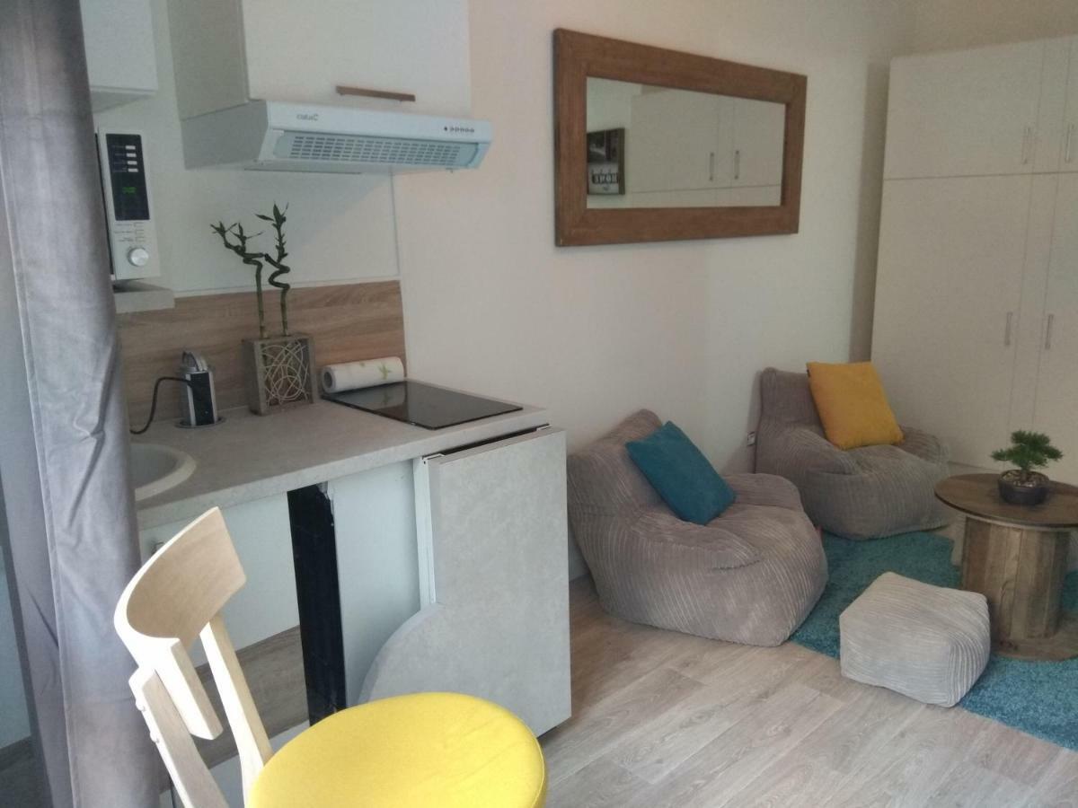 Chic Studio Near Paris Apartman Saint-Denis  Kültér fotó