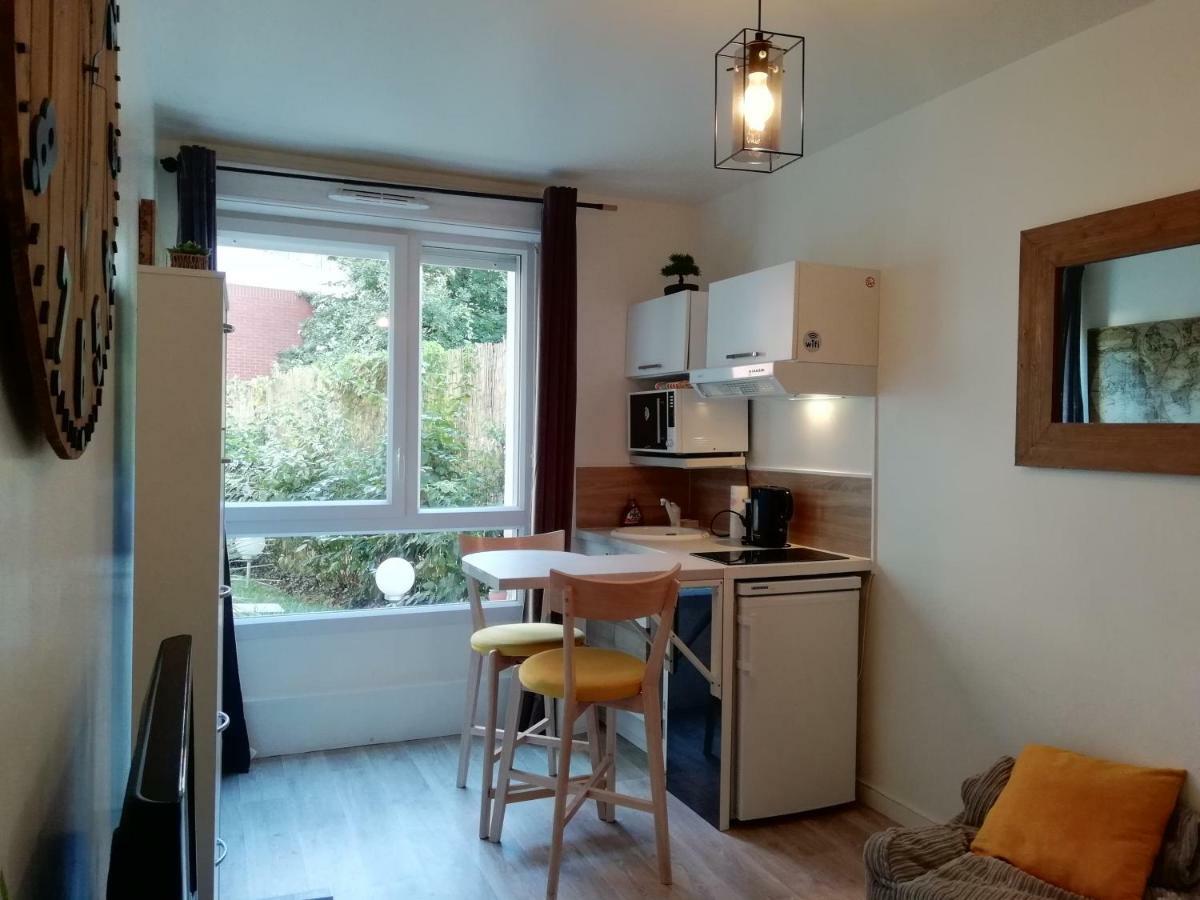 Chic Studio Near Paris Apartman Saint-Denis  Kültér fotó